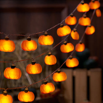 Halloween LED Pumpkin Light String – 1.5m/3m Maple Leaf Garland for Home, Party & Holiday Decor