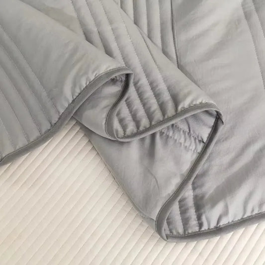 Summer Cooling Blanket – Lightweight, Breathable & Machine Washable