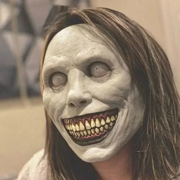 Smiling Demon Horror Mask – Creepy Halloween Cosplay Accessory